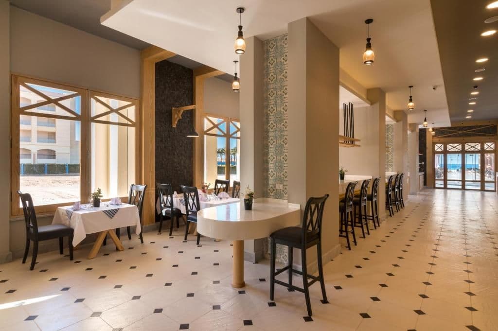 Gravity Hotels & Aqua Park