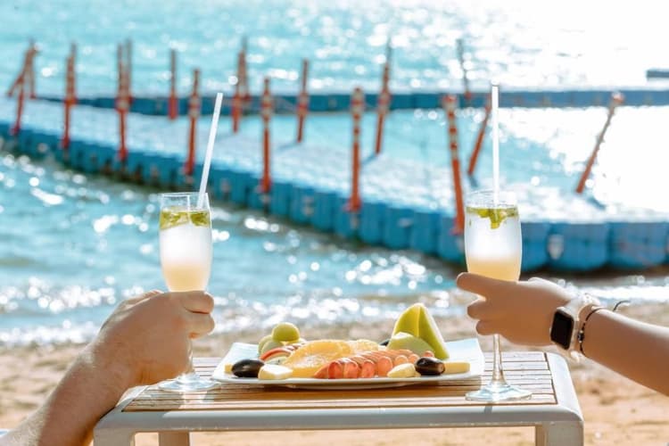 Coral Sea Beach Resort & Aqua Park